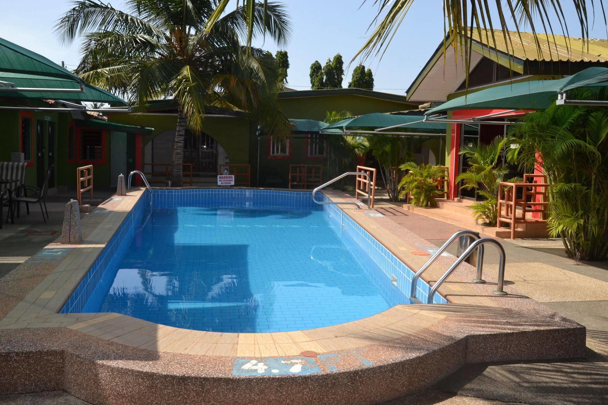 Kaysens Grande Hotel Tema Exterior photo