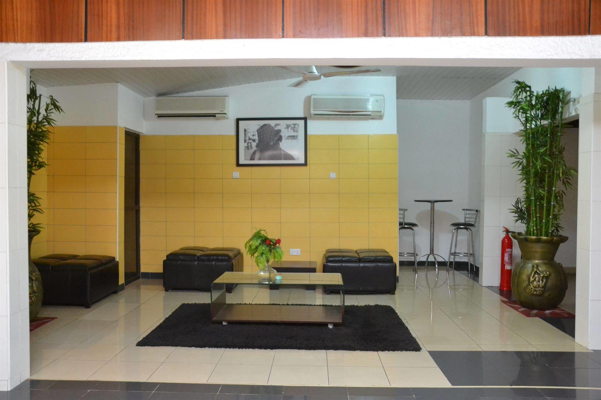 Kaysens Grande Hotel Tema Exterior photo